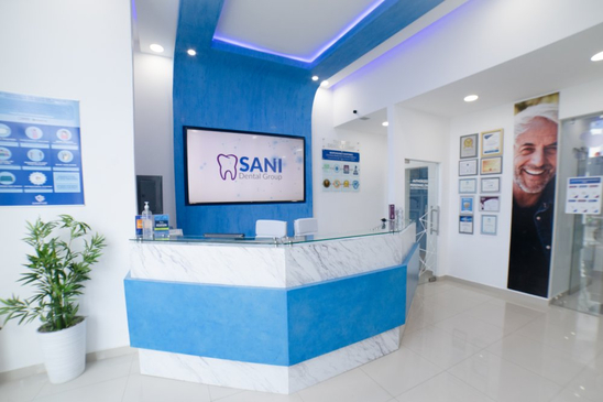 Slider image (3) Sani Dental Group